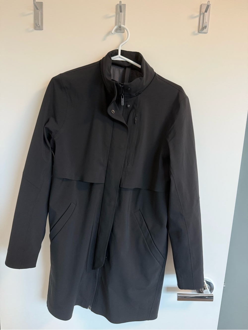 Lululemon Black Rain Jacket with Hidden Hood | Size 6